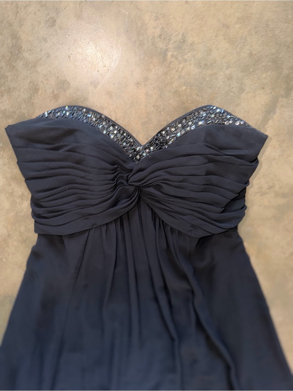 David’s Bridal Black Strapless Beaded Sweetheart Formal Dress Size 2
